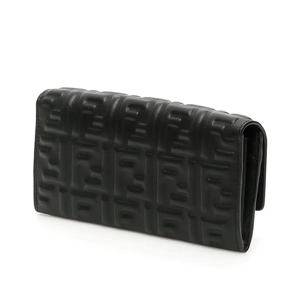 ‼️ONE LEFT! New Fendi FF Embossed Baguette Wallet on Chain - Picture 2 of 4